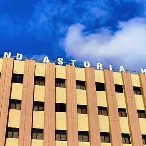 Grand Astoria Отель
